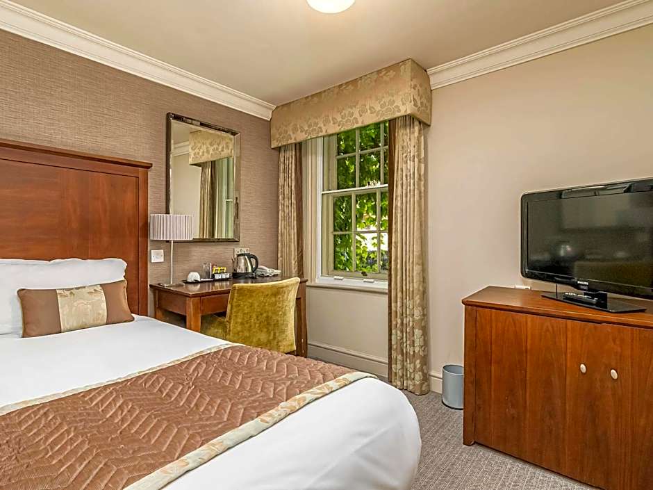 Mercure Salisbury White Hart Hotel