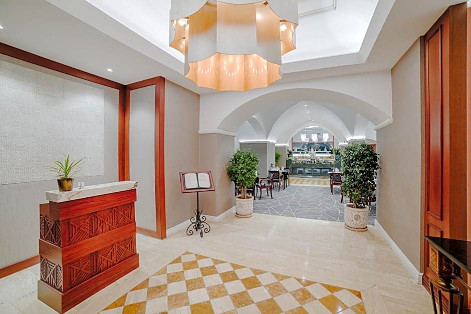 The Arkin Colony Hotel