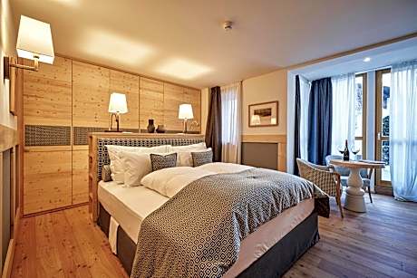 Grand Deluxe Double Room