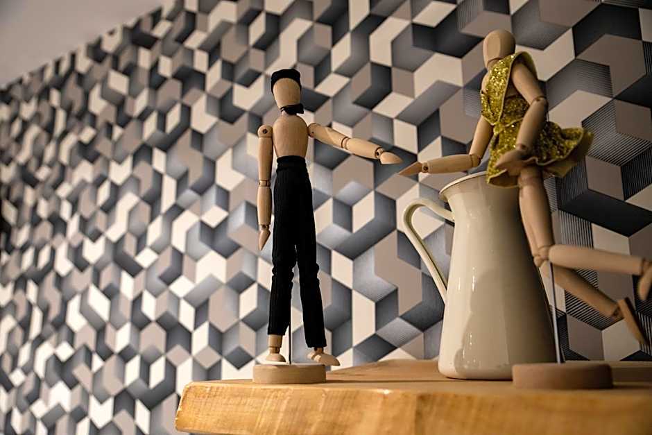 Geometric Art Home