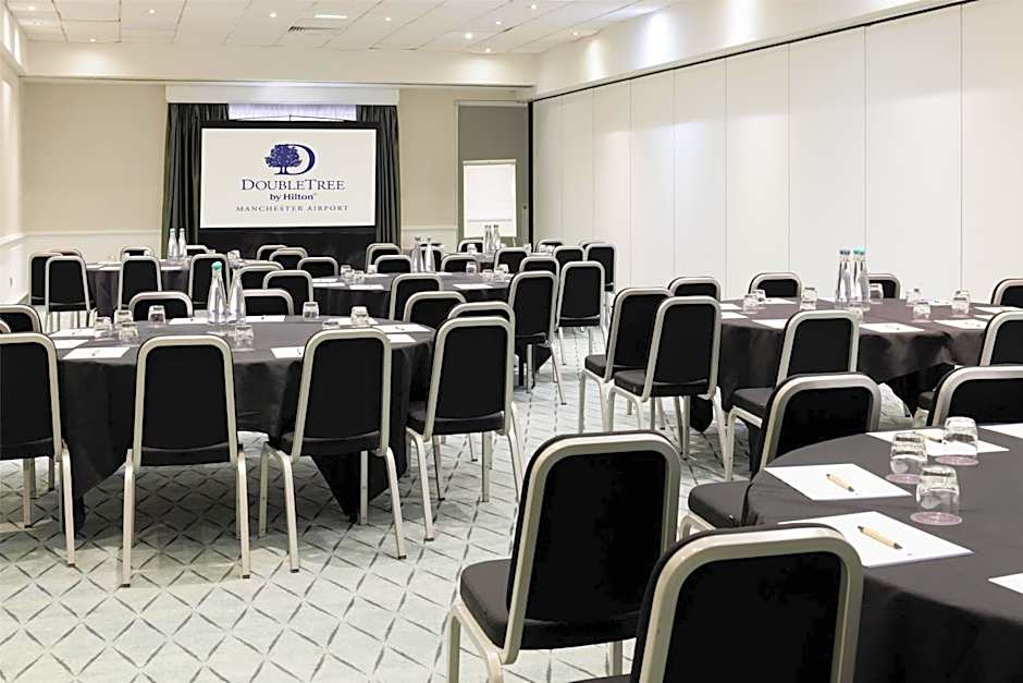 DoubleTree by Hilton Manchester Airport
