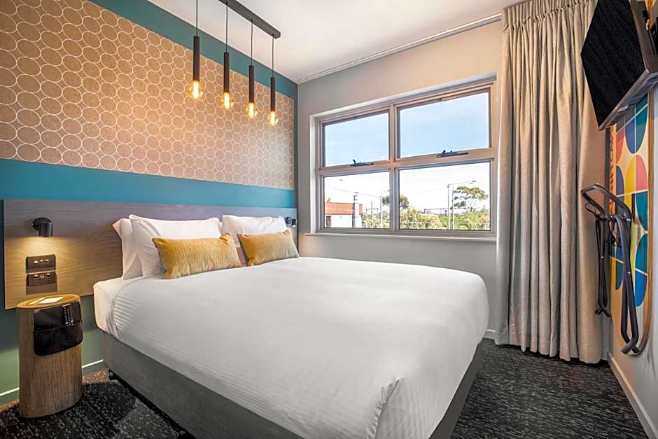 Royal Hotel by Nightcap Social