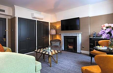 Bloomsbury Suite