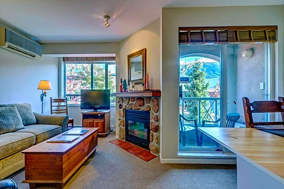 Town Plaza Suites by Golden Dreams