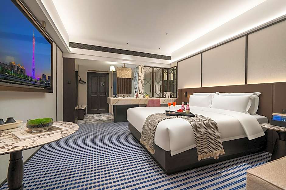 President Hotel (Guangzhou Tianhe Gangding Subway Station Store)