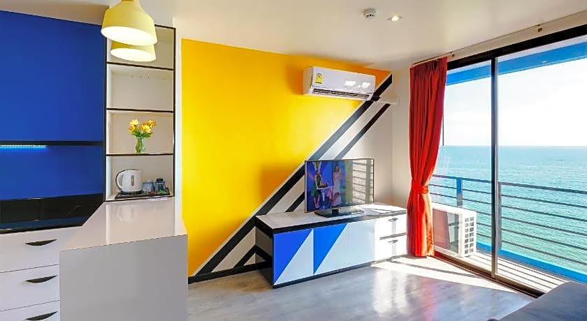 Play Phala Beach Rayong