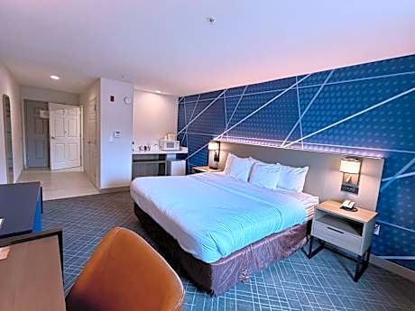 Queen Room - Disability Access/Non-Smoking