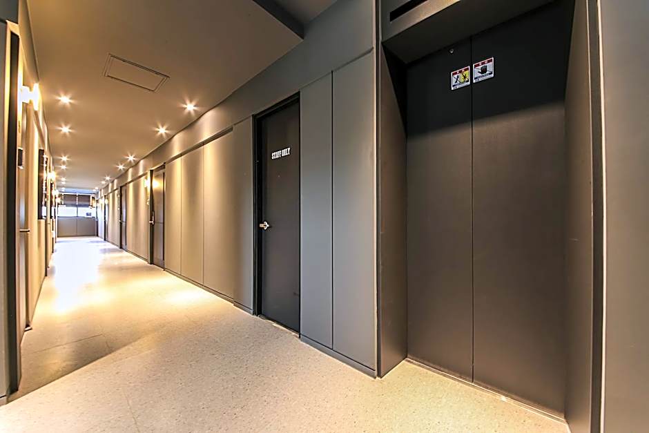 Changwon Brown dot Hotel Palyong