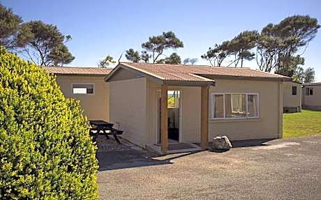 Pohara Beach TOP 10 Holiday Park