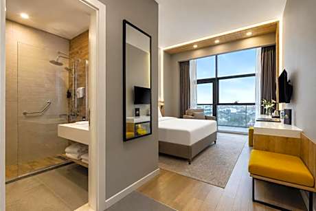 Superior King Room