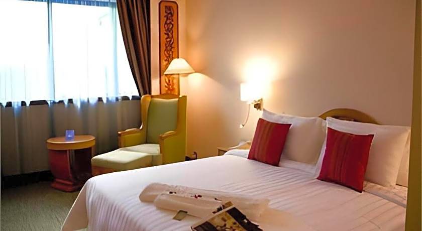 The Centrepoint Hotel