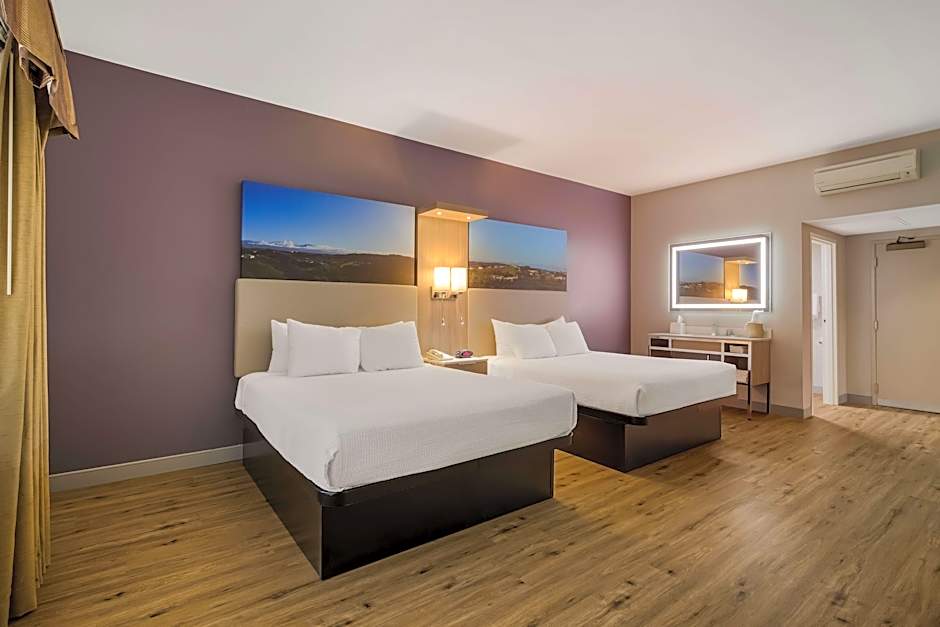 Photo 1 of 5 of 2 Queen Beds, Hearing/Mobility Accessible