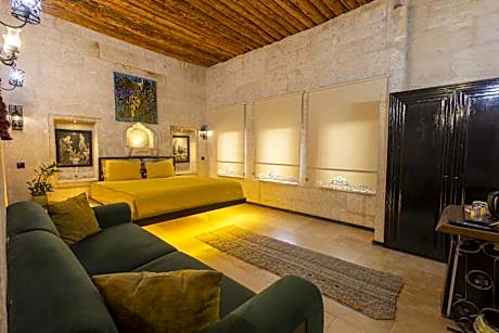Queen Suite