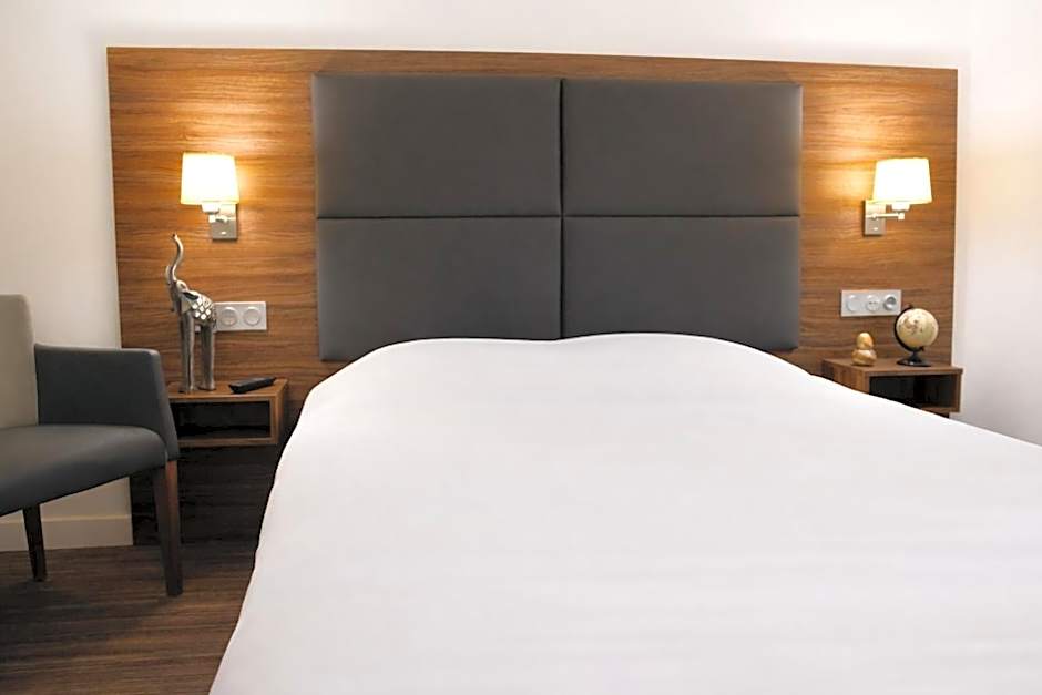 Kyriad Bordeaux - Merignac Aéroport