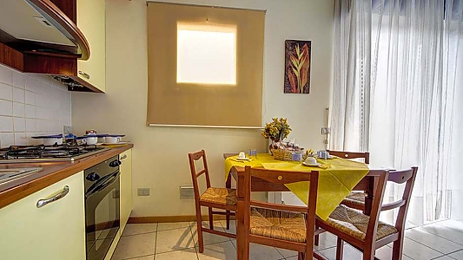 Photo 1 of 19 of 1 Bedroom Apartment