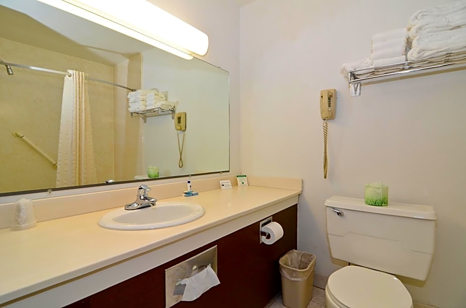 Americas Best Value Inn Iola