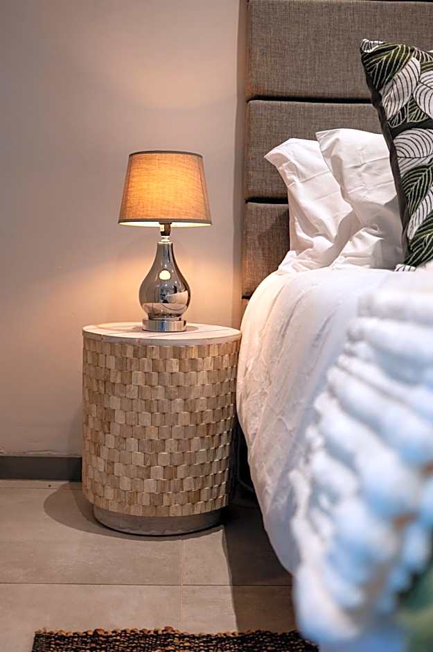 Luxury Bellagio 304 Two Bed with Inverter