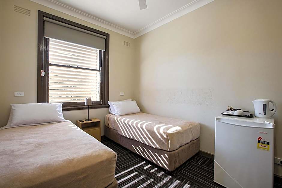 Toongabbie Hotel