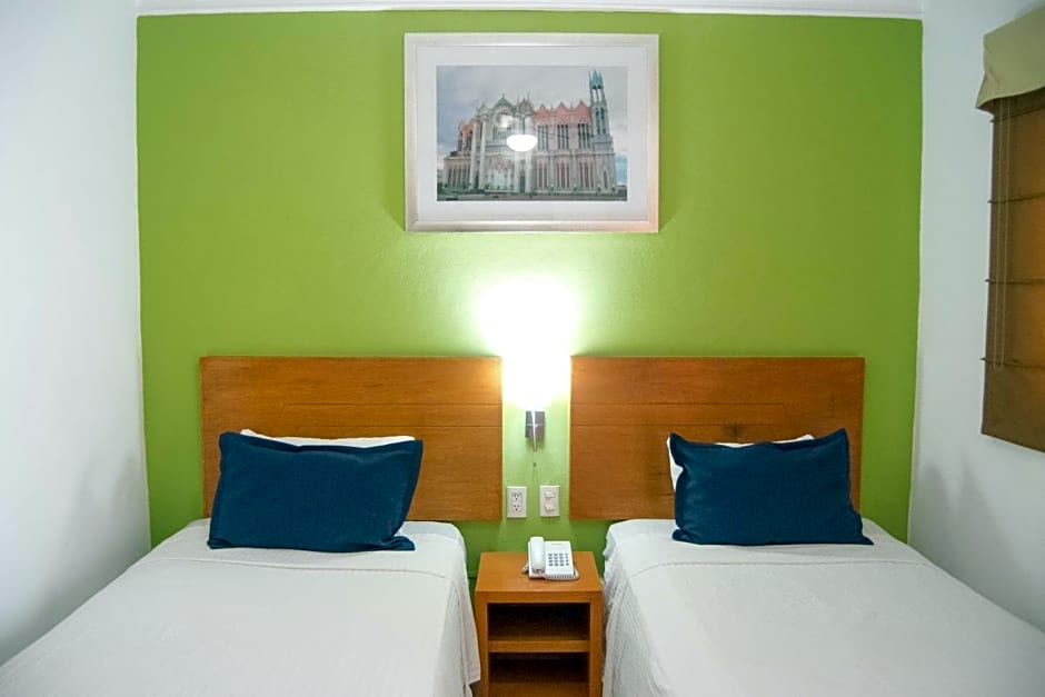 Hotel River Poliforum