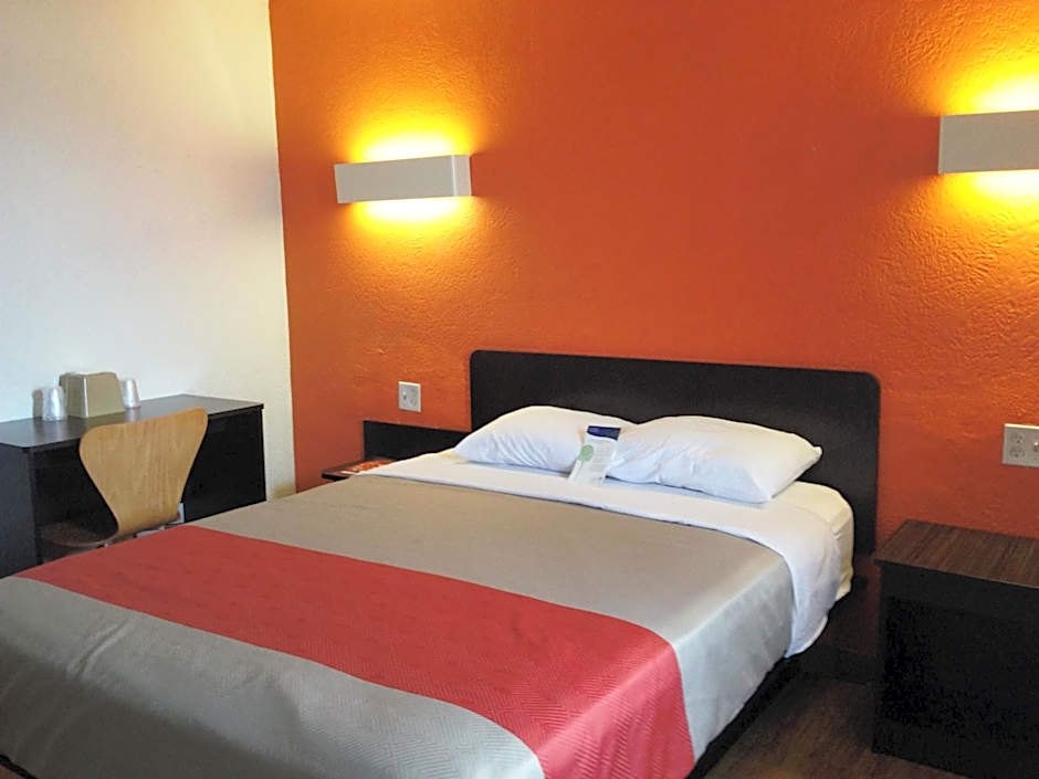Economy Hotel Oklahoma City