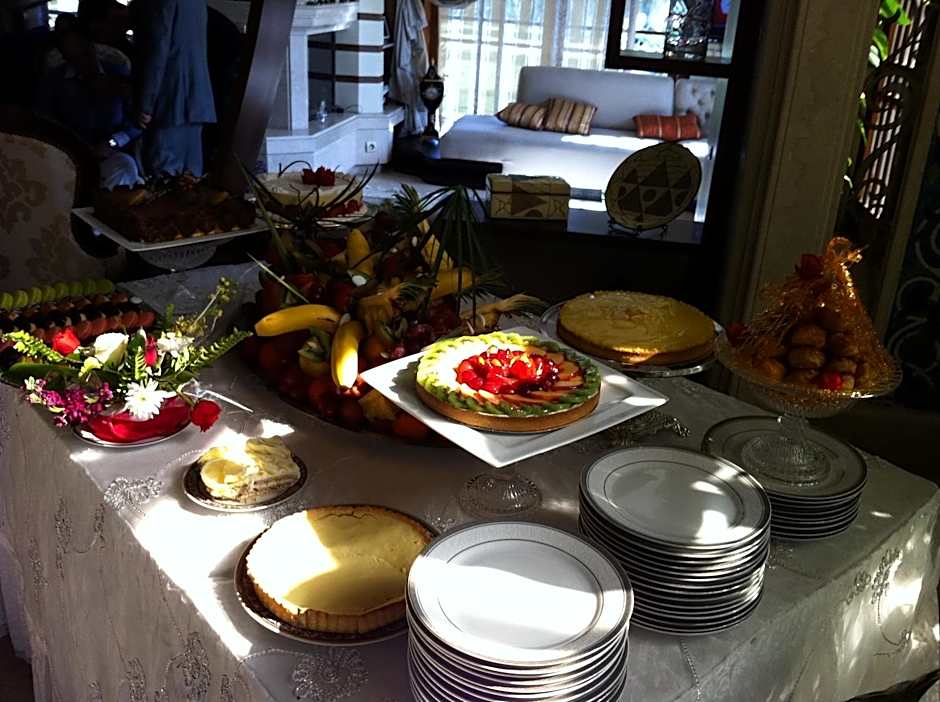 Riad Les Chrifis Navette Aéroport 24 sur 24