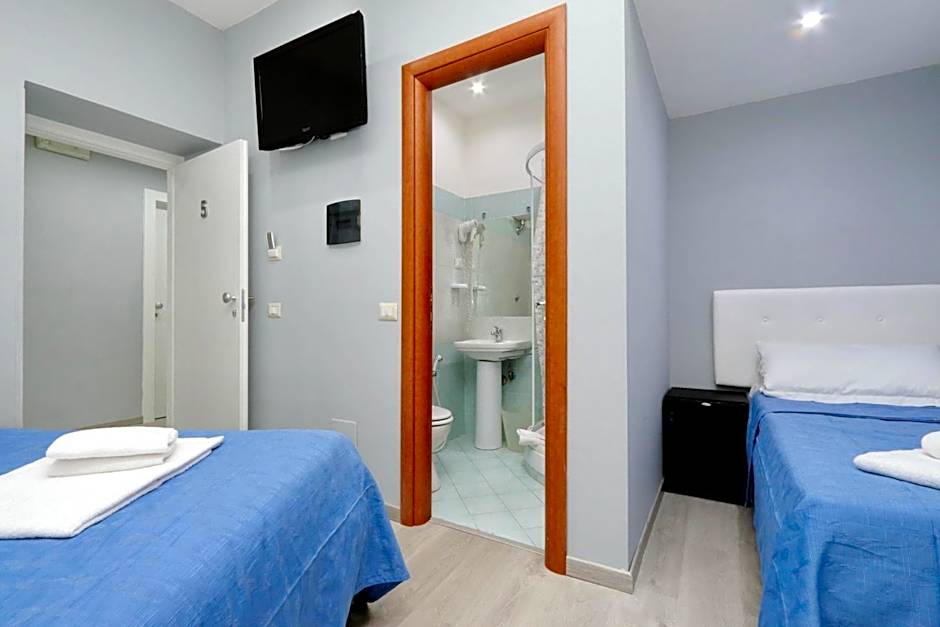 Domus Domas & Boutique - Golden Keys Collection