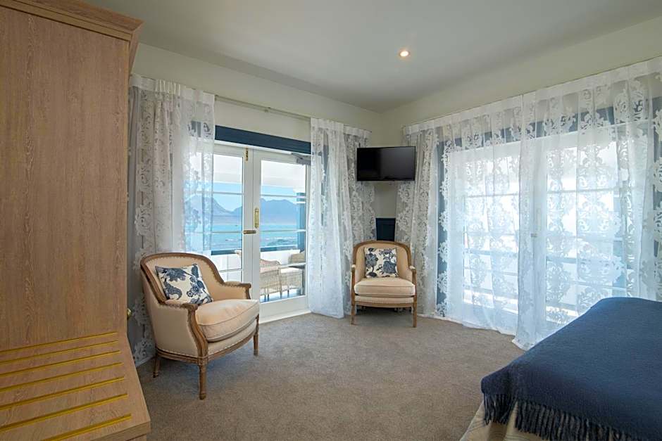 The Pier Hotel