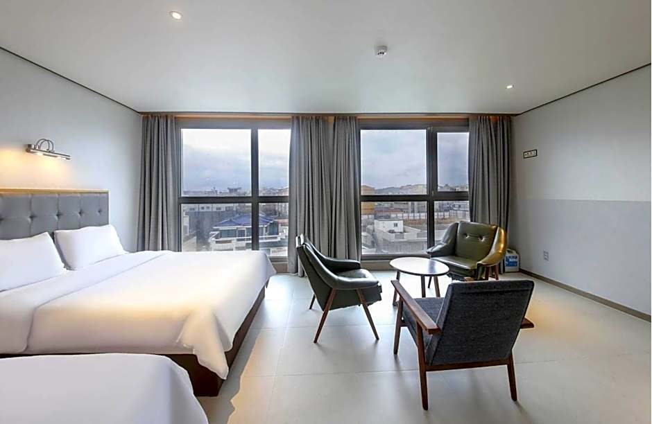 Photo 1 of 8 of Superior 2 Beds, City View