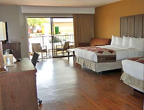 Queen Room with Two Queen Beds - Mobility Access - Non-Smoking