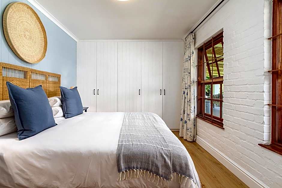 Noordhoek Village Hotel