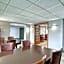 Quality Inn & Suites Downtown
