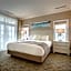 Inn at Bay Harbor, Autograph Collection by Marriott