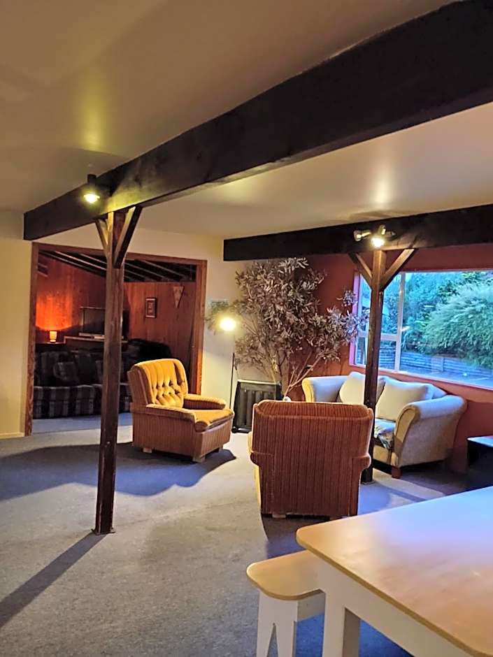 Howard's Mountain Lodge
