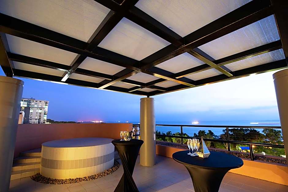 DoubleTree By Hilton Esplanade Darwin