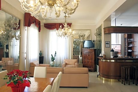 c-hotels De Rose Palace