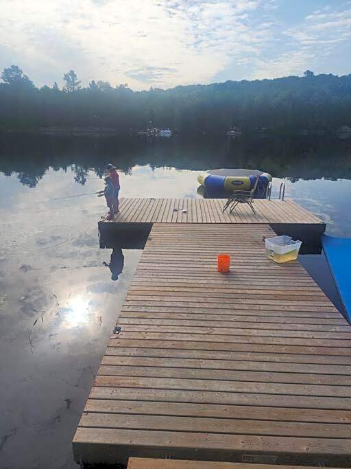 Red Cedar Chalet on Brady Lake