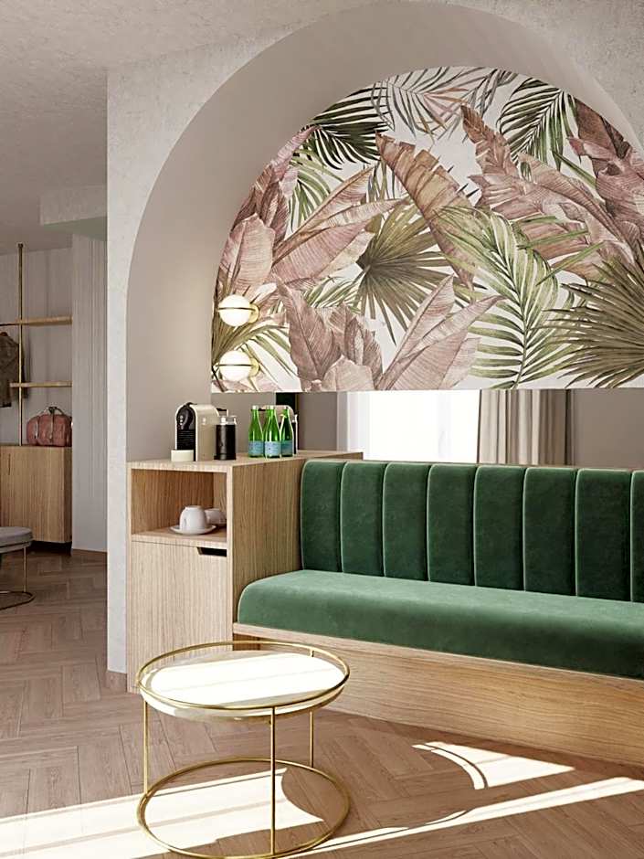 Salus Smart & Chic Hotel