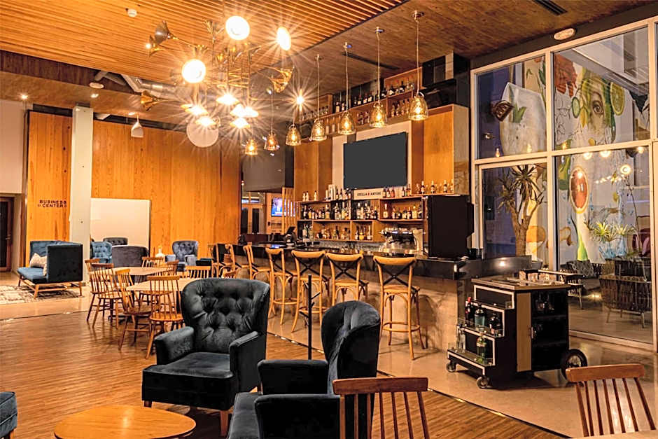 TRYP by Wyndham San Luis Potosi Hotel & Suites