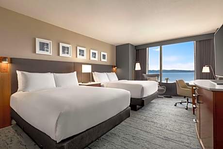 2 Queen Beds Premium Lake View