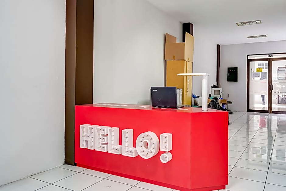 Spot On 91366 The Chatter Place