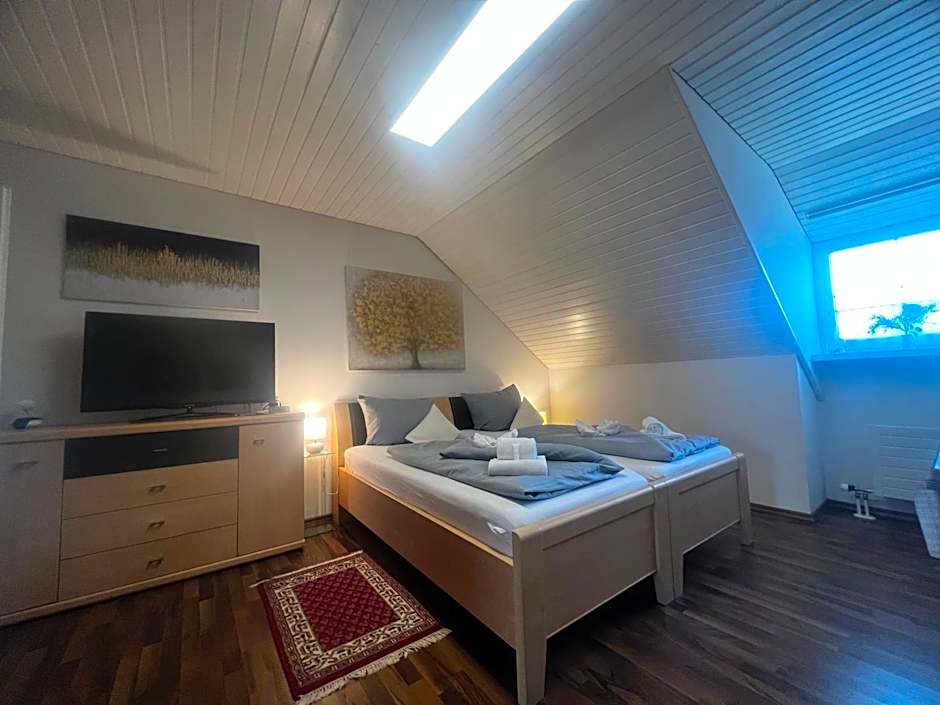 Schloss Kirchham Appartement - & Wellnessanlage