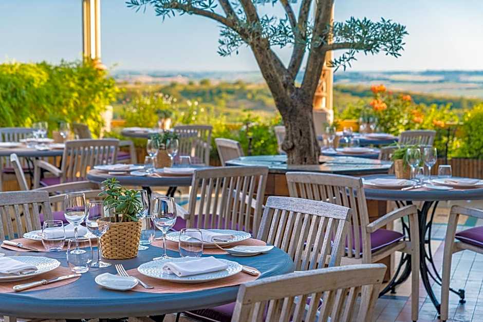 Auberge du Poids Public Logis Hotel