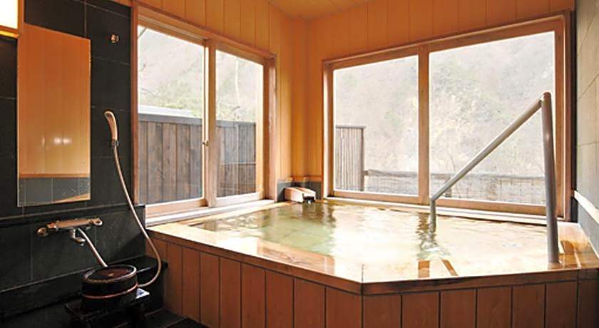 Ryokan Ginshotei Awashima