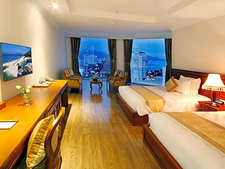 Deluxe Sea View Twin Bed