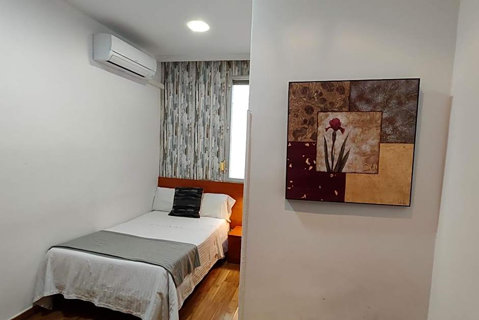 Hostal Cervantes