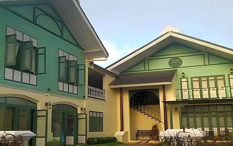 Khum Muang Min Boutique Hotel