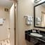 Comfort Inn & Suites Mt Laurel - Philadelphia