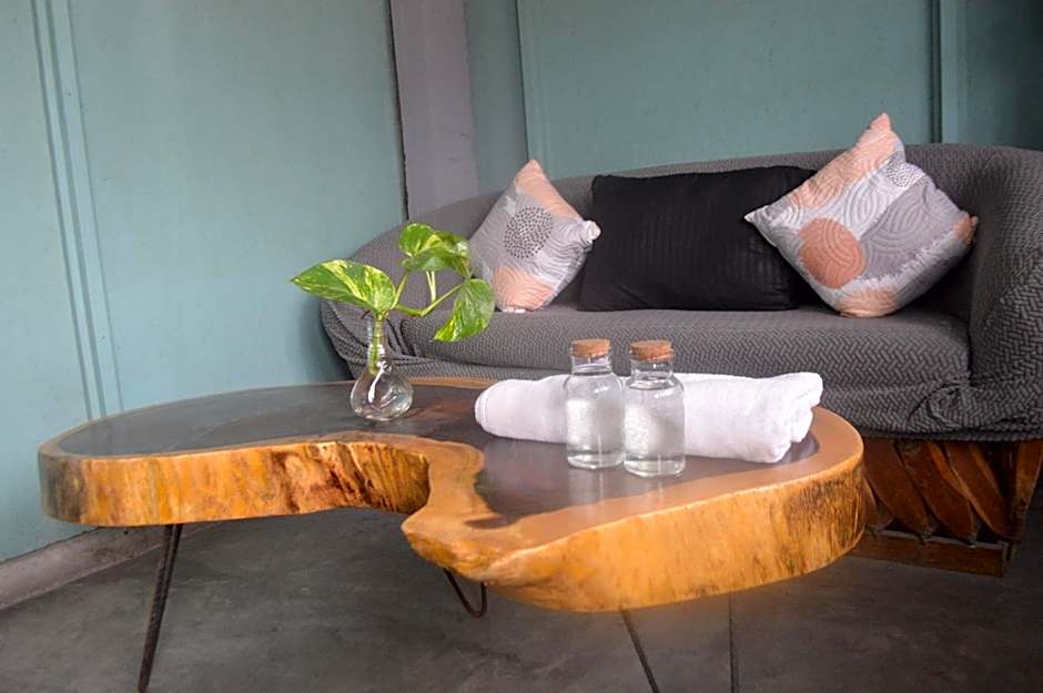 Canova Hostel & Pizza