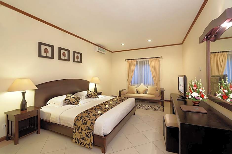 Photo 1 of 5 of Suite, Garden View