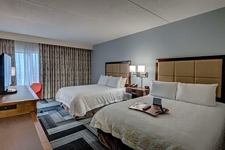 2 Queen Beds Wfridge Nonsmoking